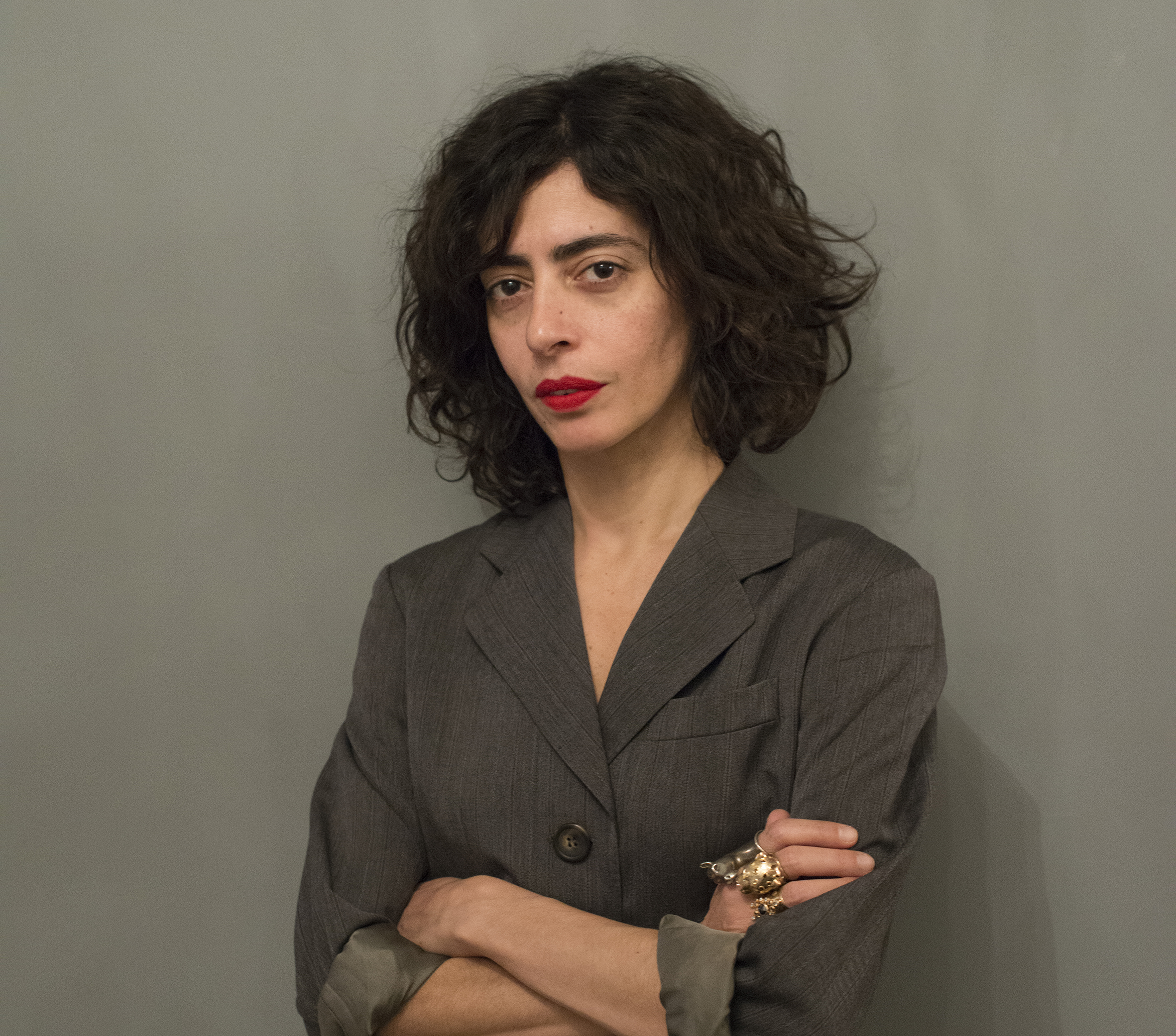 2025臺北藝術節/此時此地/劇照/MariaHassabi _ portrait _ by Thomas Poravas (1)